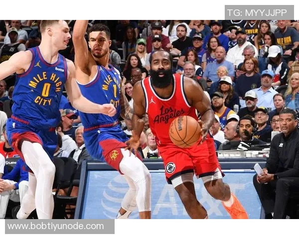 小里直言哈登季后赛表现不如韦德关键球能力存疑引发热议 小里直言哈登季后赛表现不如韦德关键球能力存疑引发热议