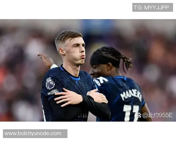 贝9表现出色三分球精准命中21分正负值高达27上场状态低迷未能得分